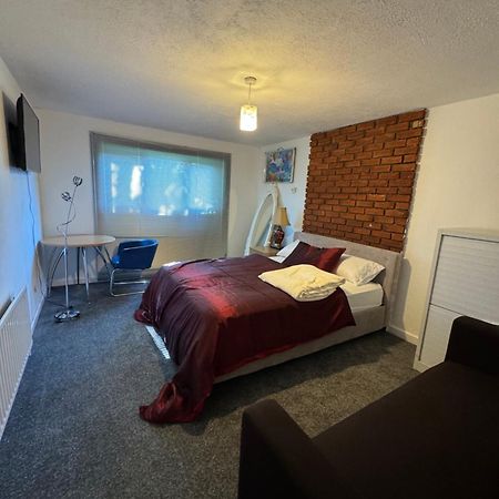 Transformative Housing Lismore Close Nottingham Exteriör bild