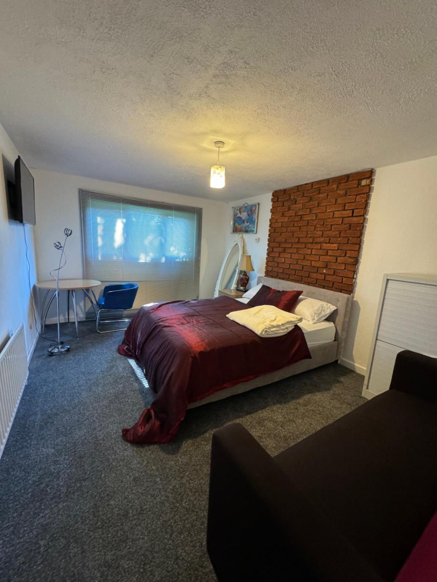 Transformative Housing Lismore Close Nottingham Exteriör bild